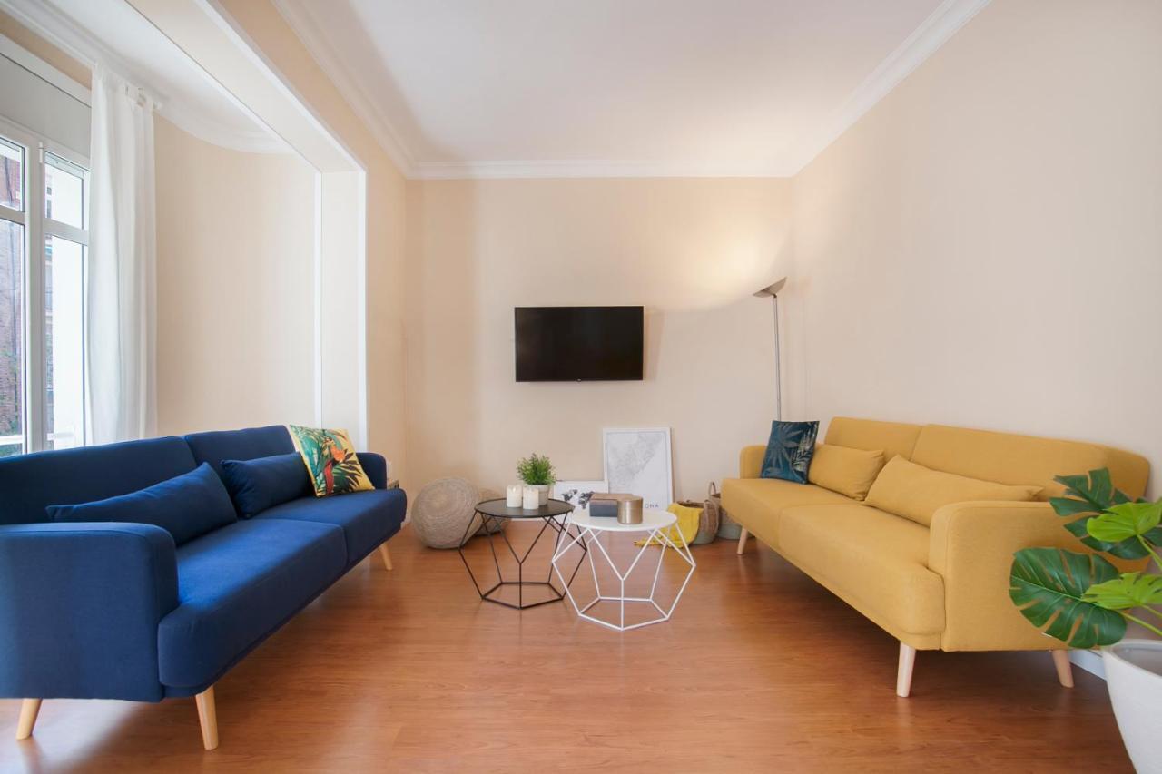 Bbarcelona Sagrada Familia Flats Apartment Bagian luar foto